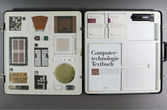 IBM Musterkoffer Computertechnologie - Koffer mit Computerba… - photo 1