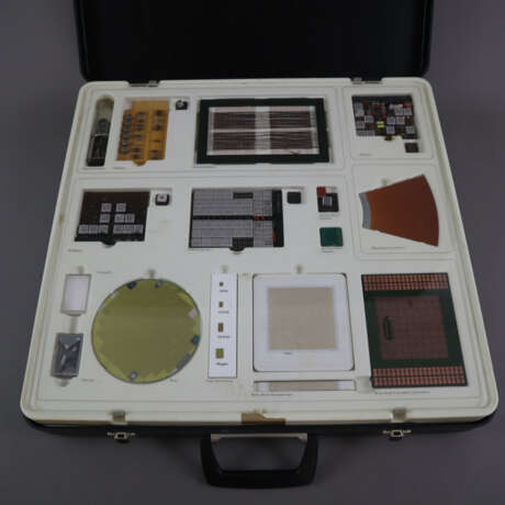 IBM Musterkoffer Computertechnologie - Koffer mit Computerba… - photo 7