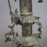 Hohe Öllampe - Indien, Bastar-Region, Bronze mit Alterspatin… - photo 6