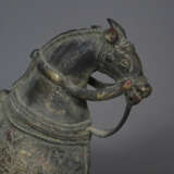 Pferd auf Rollen aus Bronze - Indien ca. 19. Jh., gesattelte… - photo 5