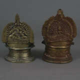 Zwei Diya-Öllampen - Indien, vor 1900, Bronzelegierung, in t… - фото 8
