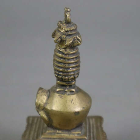 Kleine Stupa - Indien/Nepal, Bronzelegierung, H: ca. 12 cm, … - photo 5