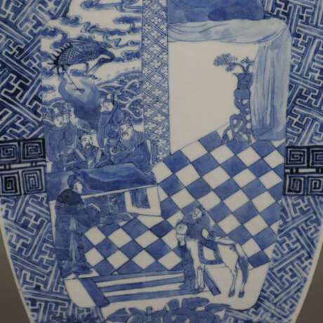 Rechteckige Balustervase - China, späte Qing -Dynastie, Porz… - фото 13