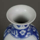 Blau-weiße Balustervase - China 20.Jh., Porzellan, dekoriert… - Foto 3