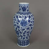Blau-weiße Balustervase - China, späte Qing-Dynastie, Porzel… - Foto 1