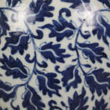 Blau-weiße Balustervase - China, späte Qing-Dynastie, Porzel… - Foto 6