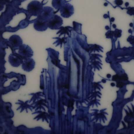 Blauweiß-Schale - China, nach 1900, runde gemuldete Form auf… - photo 3
