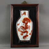 Wanddekoration mit Vase - China, halbe Porzellanvase in Holz… - Foto 1
