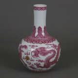 Drachenvase - China, Porzellan, „Tian qiu ping"-Form mit lei… - photo 1