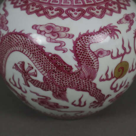 Drachenvase - China, Porzellan, „Tian qiu ping"-Form mit lei… - Foto 5