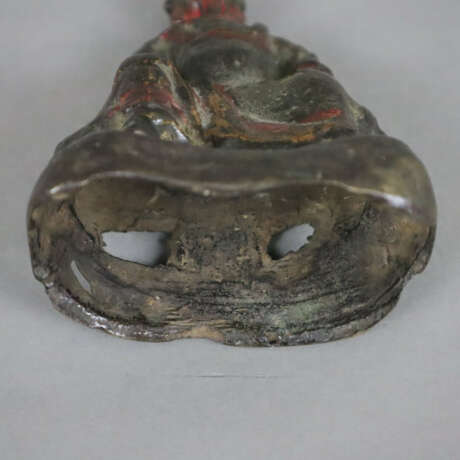 Figurine des Kriegsgottes Guandi - China, Qing-Dynastie, 18.… - Foto 8