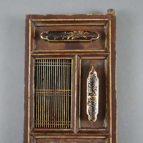 Türflügel eines Kabinett-Lackschränkchens - China, späte Qin… - фото 6