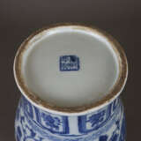 Blau-weiße Vase in Meiping-Form - China, Porzellan, Bemalung… - photo 6