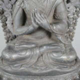 Figur des Tsongkhapa - sinotibetisch, 20.Jh., Gelbbronze, pa… - Foto 8