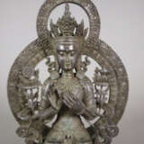 Figur des Maitreya - sinotibetisch, 20.Jh., Bronzelegierung,… - фото 5