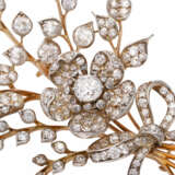 Blütenbrosche antik, ausgefasst mit Altschliffdiamanten, - photo 5