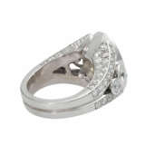 Ring mit einem außergewöhnlichem Diamanten, ca. 5,4 ct, oval facettiert, - photo 3