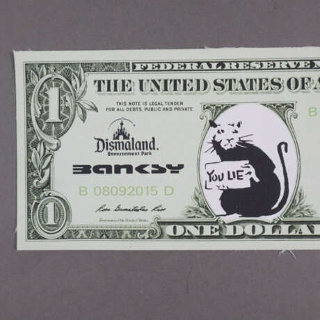 Banksy - "Dismal 1 Dollar Canvas" mit "You lie rat"-Motiv, 2… - Foto 2