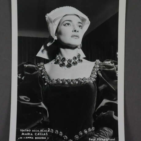 Konvolut: Drei Fotografien von Maria Callas - s/w Fotografie… - Foto 3