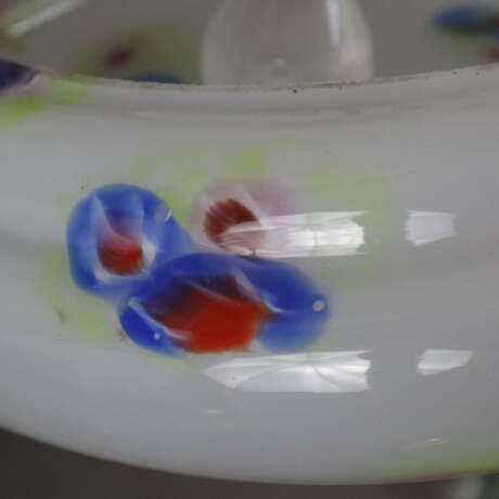 Deckenlampe - 20. Jh., wohl Murano, Opalglas mit Farbeinschm… - photo 4