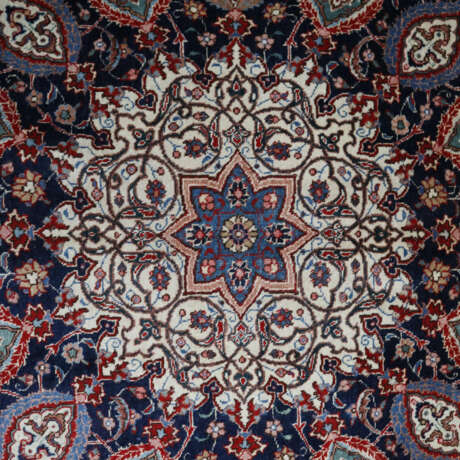 Großer Täbriz-Teppich - Persien, Wolle, dunkelblaugrundiges … - photo 4