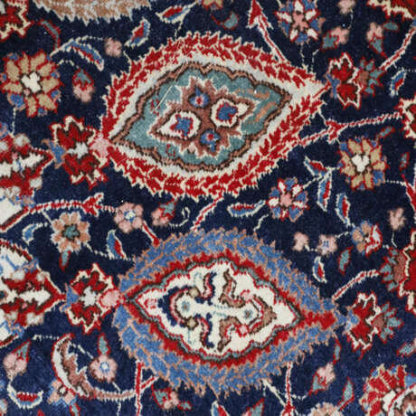 Großer Täbriz-Teppich - Persien, Wolle, dunkelblaugrundiges … - фото 6