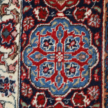 Großer Täbriz-Teppich - Persien, Wolle, dunkelblaugrundiges … - фото 9
