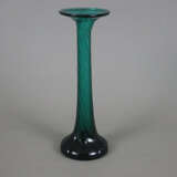 Enghalsvase - Murano, bläulich grünes Glas, über rundem Fuß … - photo 1