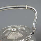 Prächtige Teekanne - deutsch, 800er Silber, ziselierter Blum… - photo 5