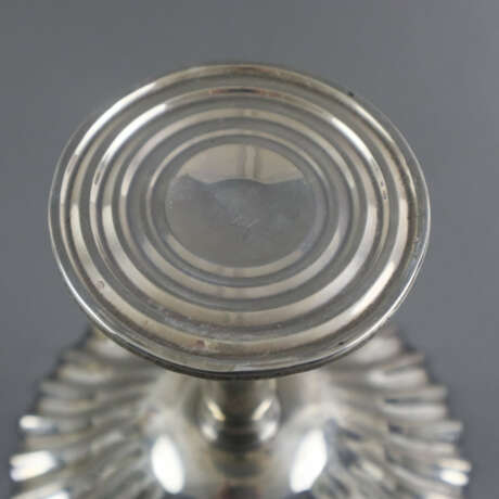 Sterlingsilber-Tazza - 20. Jh., 925er Silber, runde vertieft… - фото 5