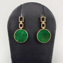 Ein Paar Jade-Ohrringe - Gelbgold 750/000 (18K), Gewicht ca.…