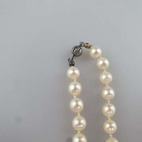 Perlenkette mit Silberschließe - champagnerfarbene Perlen mi… - Foto 6