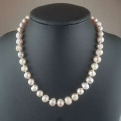 Barocke Perlenkette - 39 individuell geformte Barockperlen c…