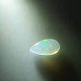 Loser Opal - 2,59 ct., weiß mit schönem Farbspiel, Cabochon … - photo 8
