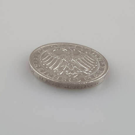 Silbermünze 3 Reichsmark 1928 - Weimarer Republik, 900 Jahr… - фото 3