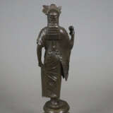 Figurine einer antiken Priesterin - Bronze, braun patiniert,… - photo 8