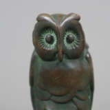 Tierfigur "Eule" - Bronzeminiatur, dunkelbraun und grün pati… - photo 4