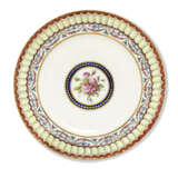 EIGHT SEVRES PORCELAIN `PARASOL CHINOIS` PATTERN PLATES - фото 3