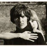 George Harrison and Pattie Boyd at Kinfauns, March 1965 - фото 1