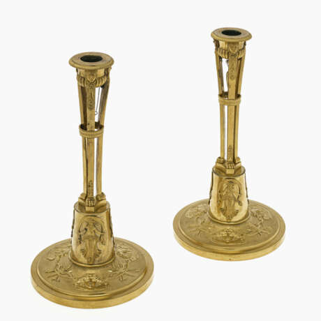 A pair of candlesticks. France (Paris), first third of the 19th century - photo 1