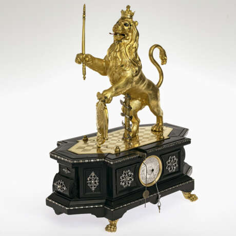 A figural clock with "Bavarian lion" automaton. South German (Augsburg?), circa 1627 - фото 2