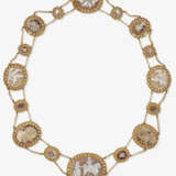 A necklace with fifteen shell cameos. Germany or France, circa 1810-1820 - photo 2