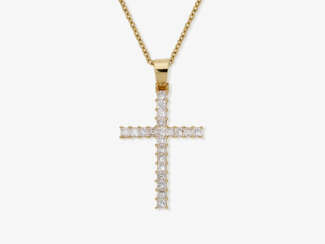 A cross pendant necklace decorated with princess-cut diamonds. Belgium
