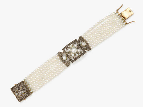 A historicising cocktail bracelet decorated with rose-cut diamonds and cultured pearls. Germany - photo 2