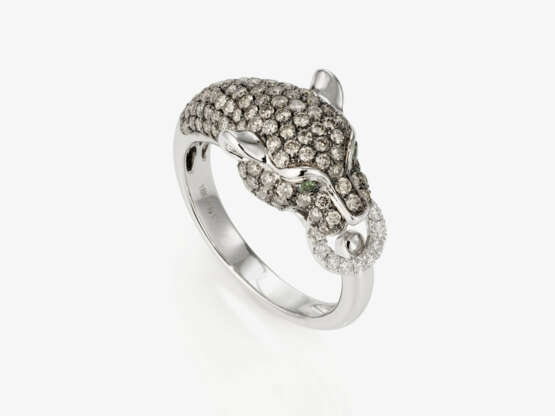 A "Panther motif" cocktail ring decorated with brilliant-cut diamonds. Germany - photo 1