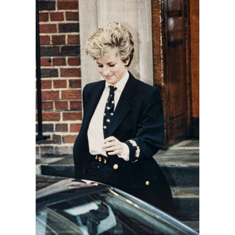 . Lady Diana in Escada 1994 - Foto 1