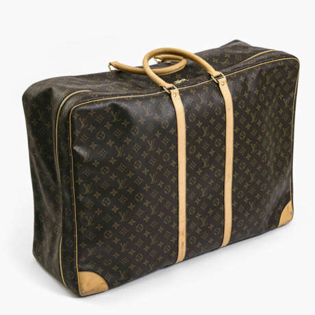 A "Sirius 70" suitcase. Louis Vuitton, Paris - фото 1