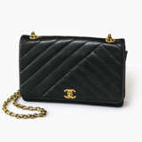 Handtasche "Flap bag" mit Schulterkette. Chanel, Paris - Foto 1