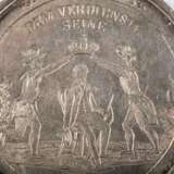 Konvolut mit Medaille Thema Jagd/Schützenwesen von 1862 "DEM VERDIENSTE", gefasst mit Öse, - фото 2