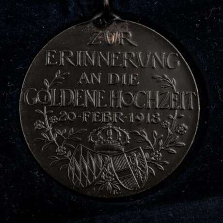 Bayern - Münzen und Andenkenmedaille. Medaille Weihnachten 1918 mit - photo 3